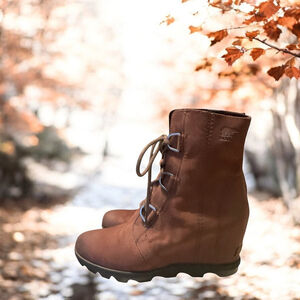 Sorel Joan of Arctic Wedge Mid brown nubuck suede lace up ankle Boots US 9.5